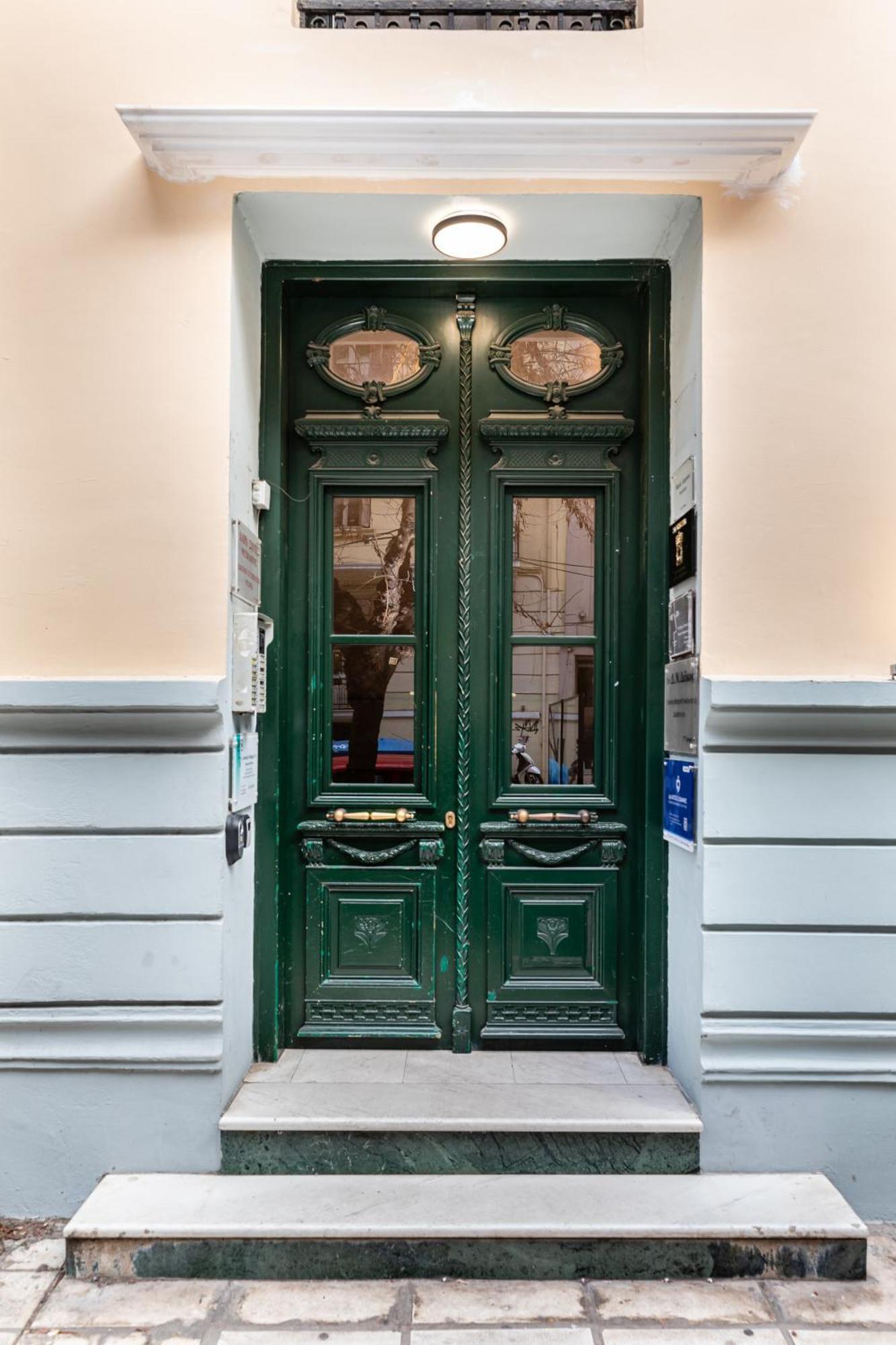 Apartment Coco By Halu! : Neoclassical With Balcony *